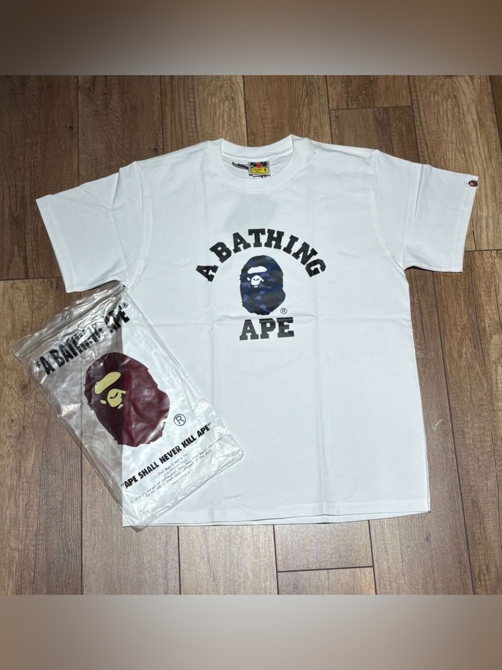 A Bathing Ape BAPE White Short Sleeve T-Shirt Blue Camo Ape Size M, XL